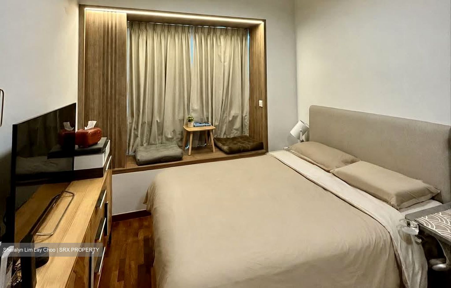 The Palette (D18), Condominium #574929231